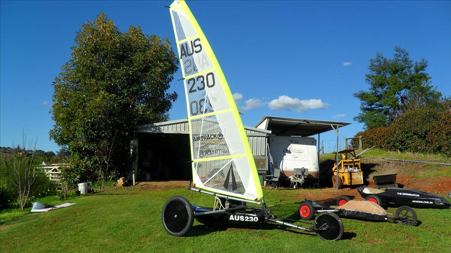 airtrack sail