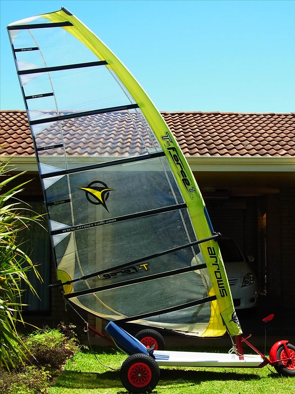 Uncut Arrow 5.9m Cambed Sail