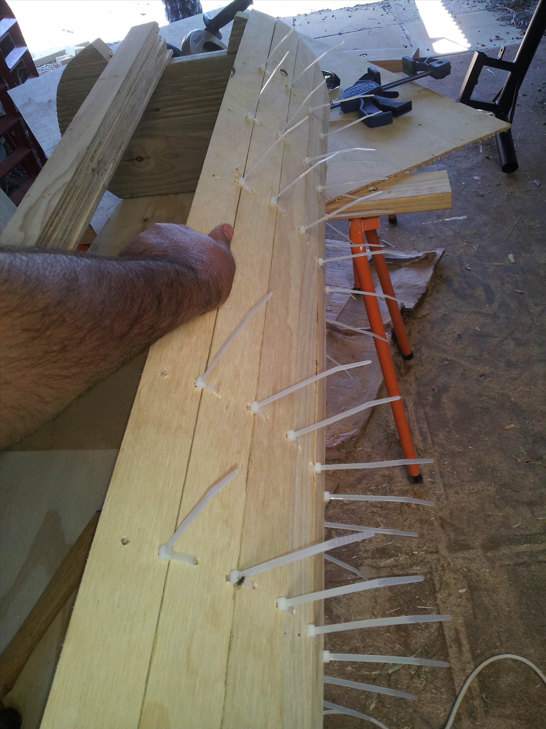 8 Wooden stripping for the roll