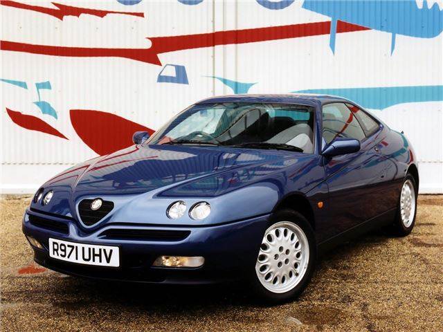 Alfa~Romeo~GTV~(2)