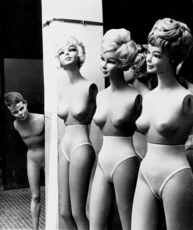 manikins