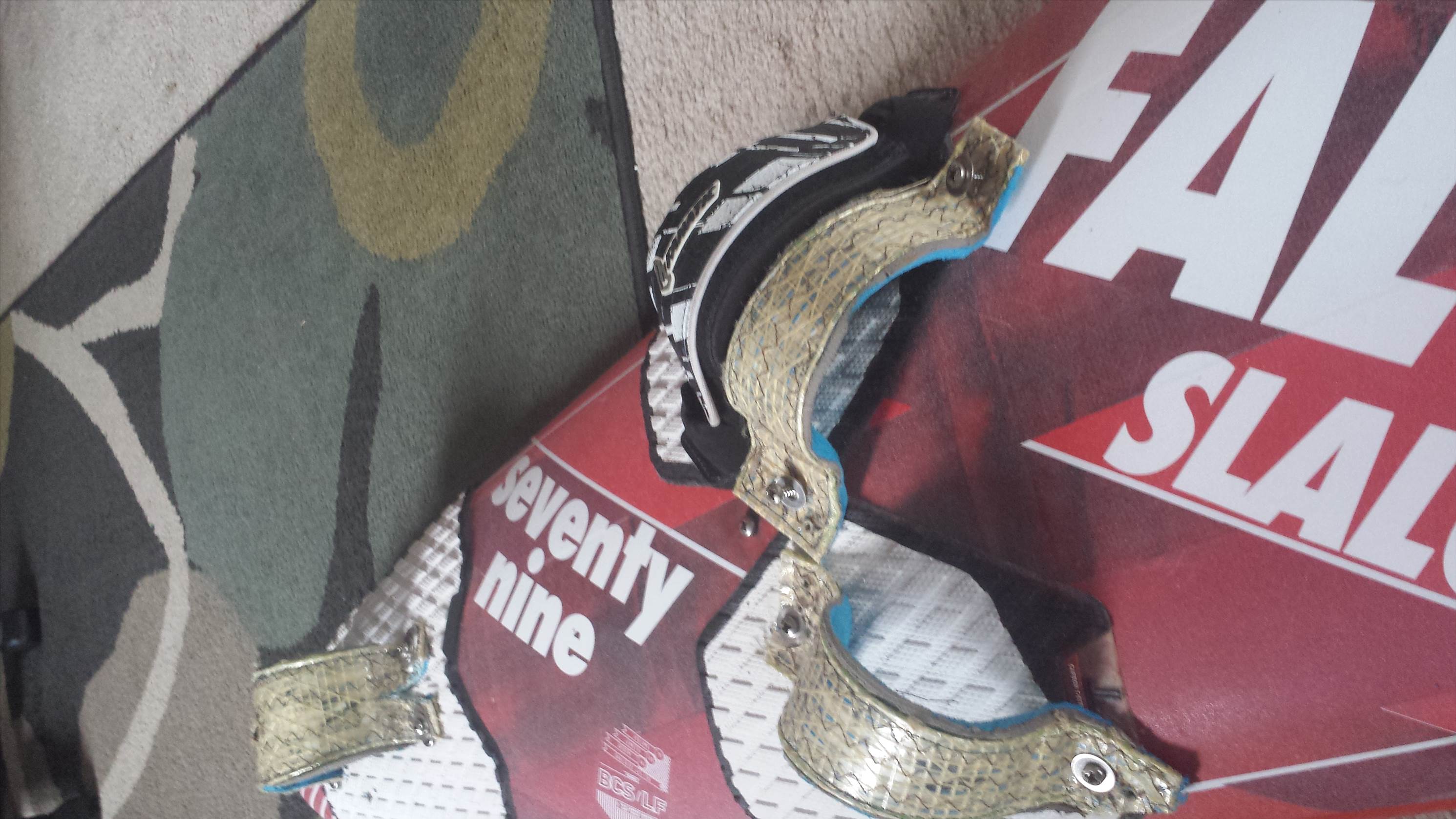 footstraps