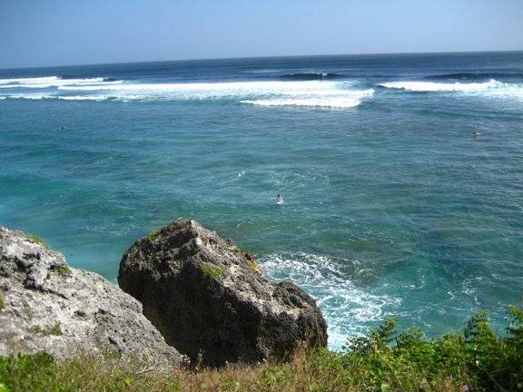 Bali surfing