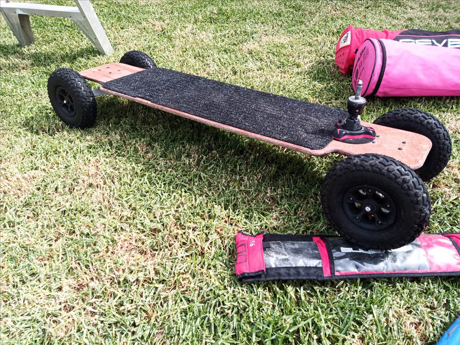 Deck, 9in tyres, ATS12 trucks