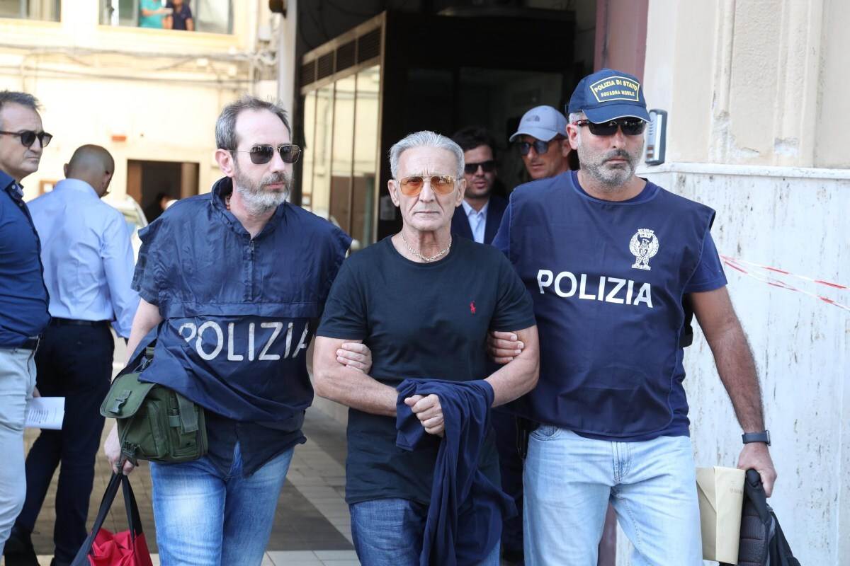 italyorganisedcrimearrests-218693745