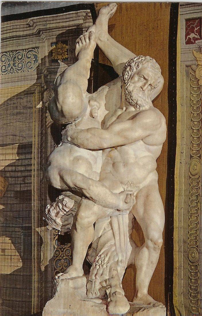 statue wrestlers 001