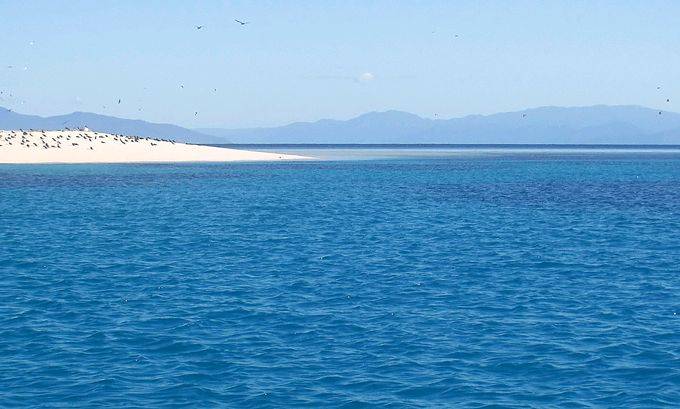 Vlasoff Sand Cay