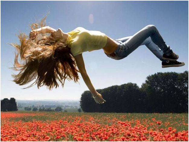 girl dreaming