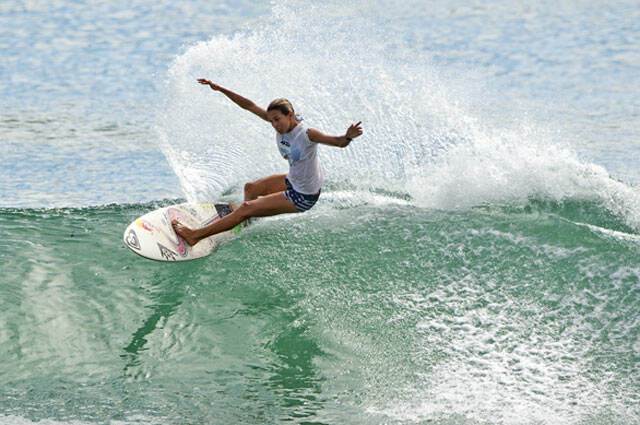 0802-10 Sally-Fitzgibbons