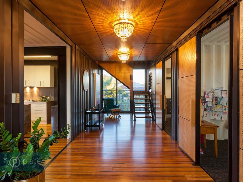 Sea container house