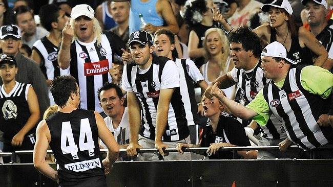 316993-collingwood-fans