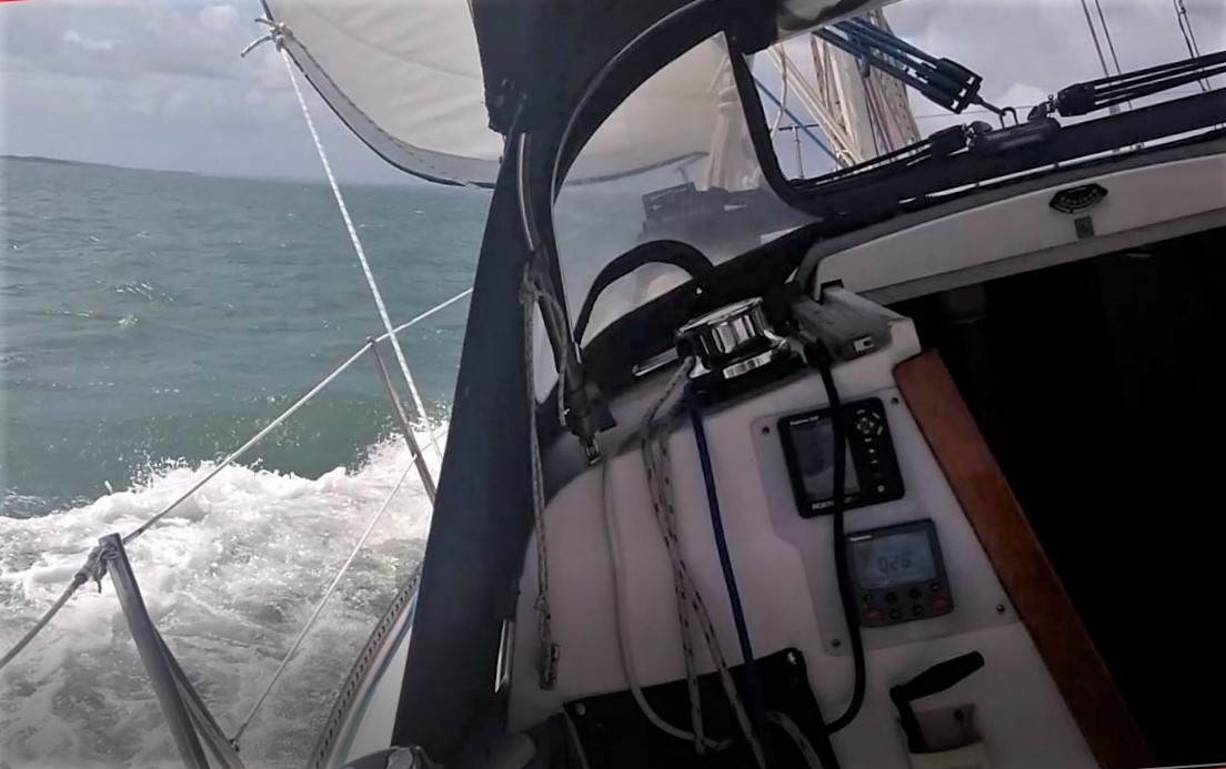 Halyard winch