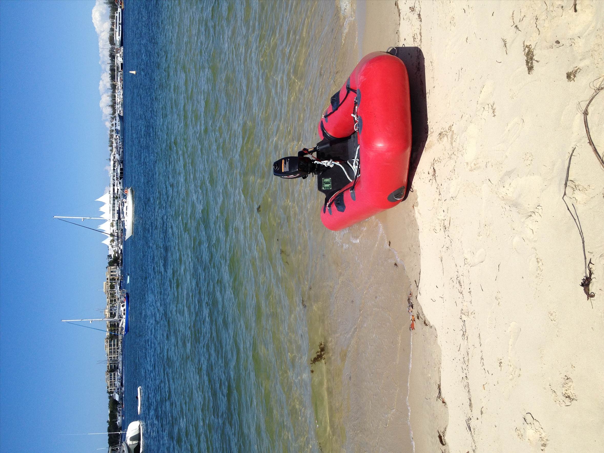 Bombard inflatable.