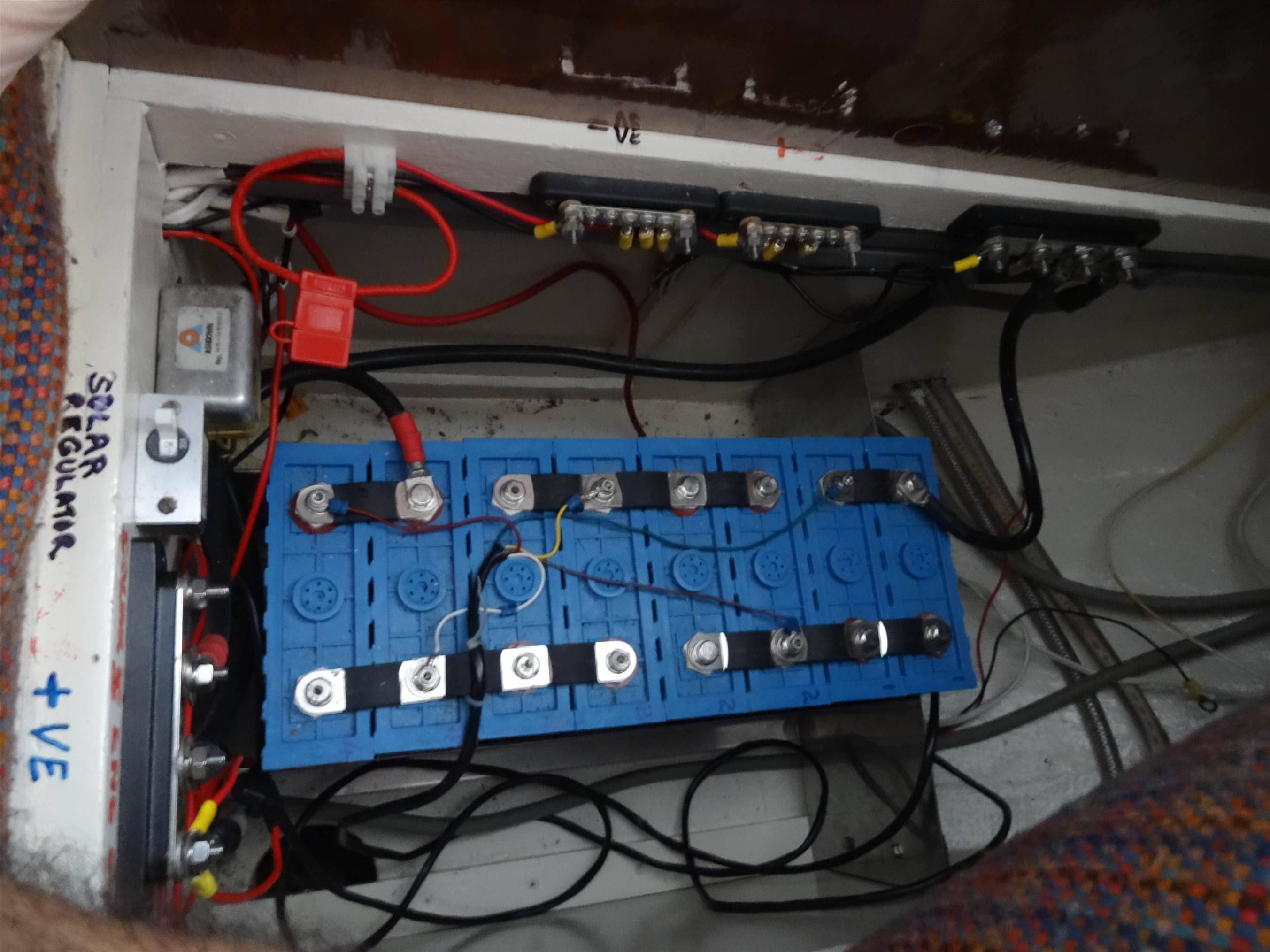 LiFePO4 Battery Bank