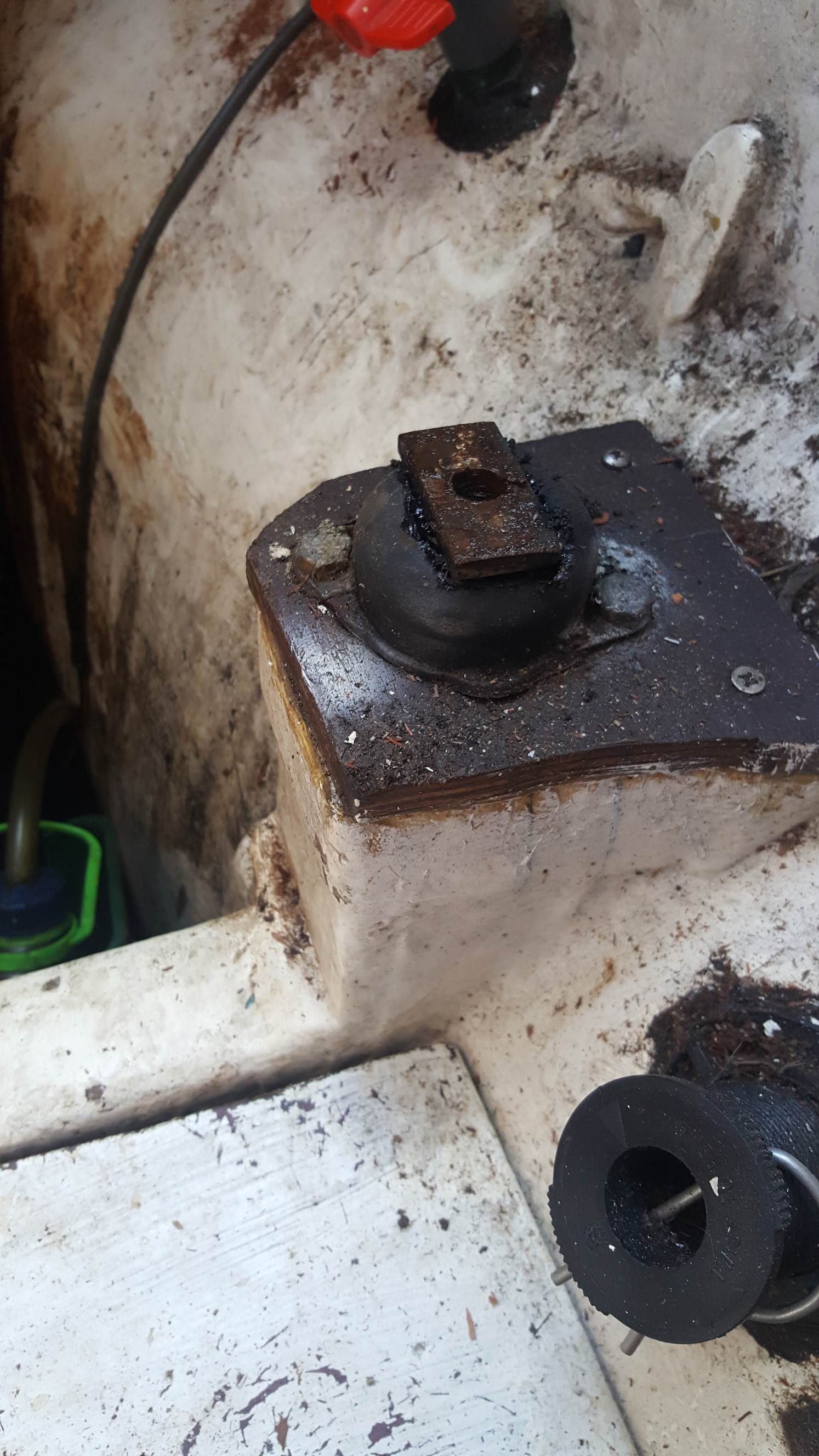 Front port mount 3