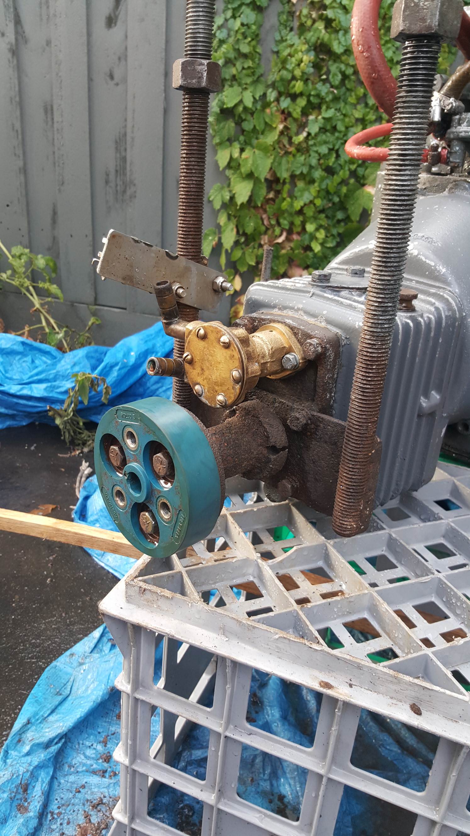 Engine coupling