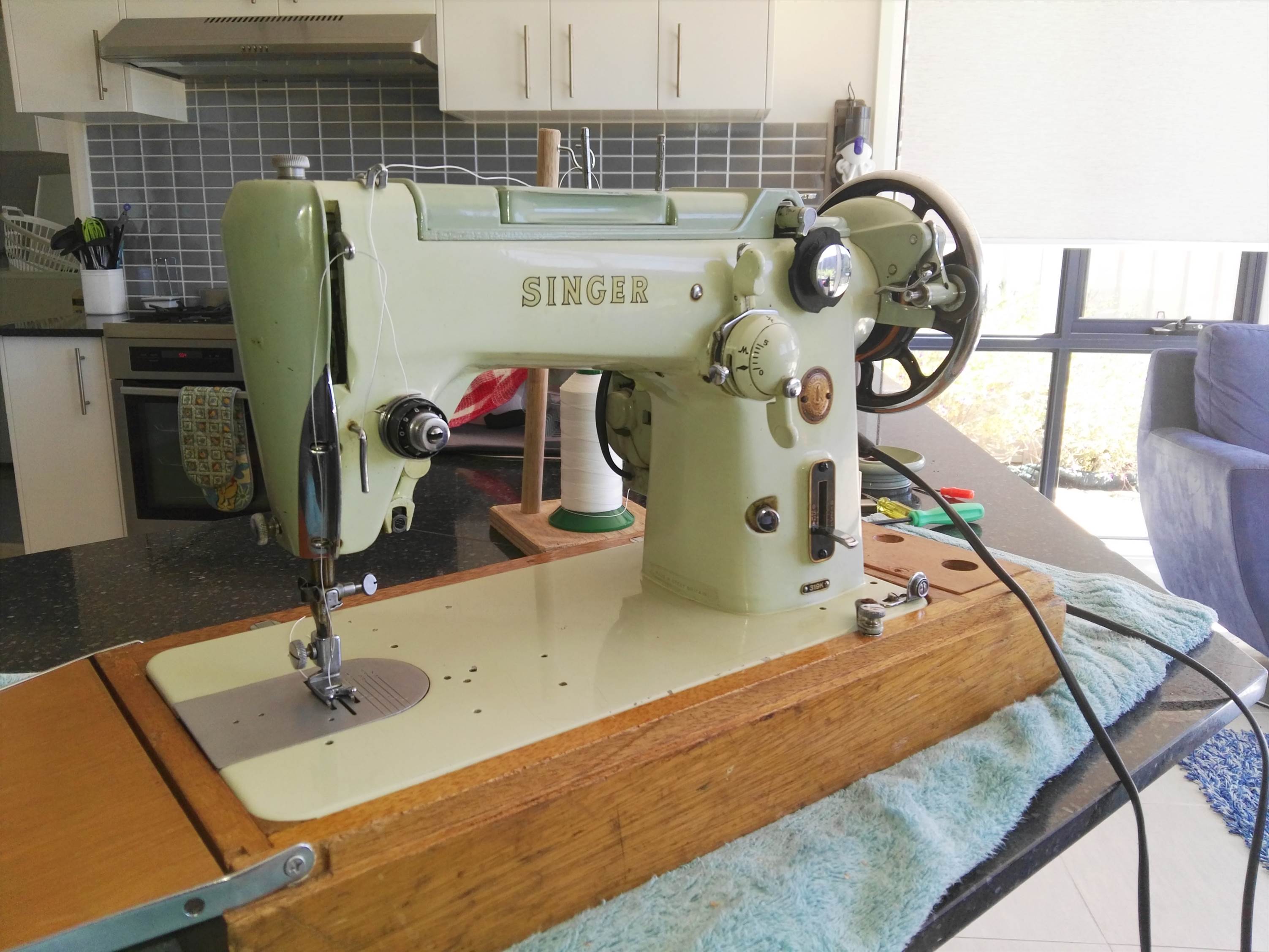 Singer 319K
