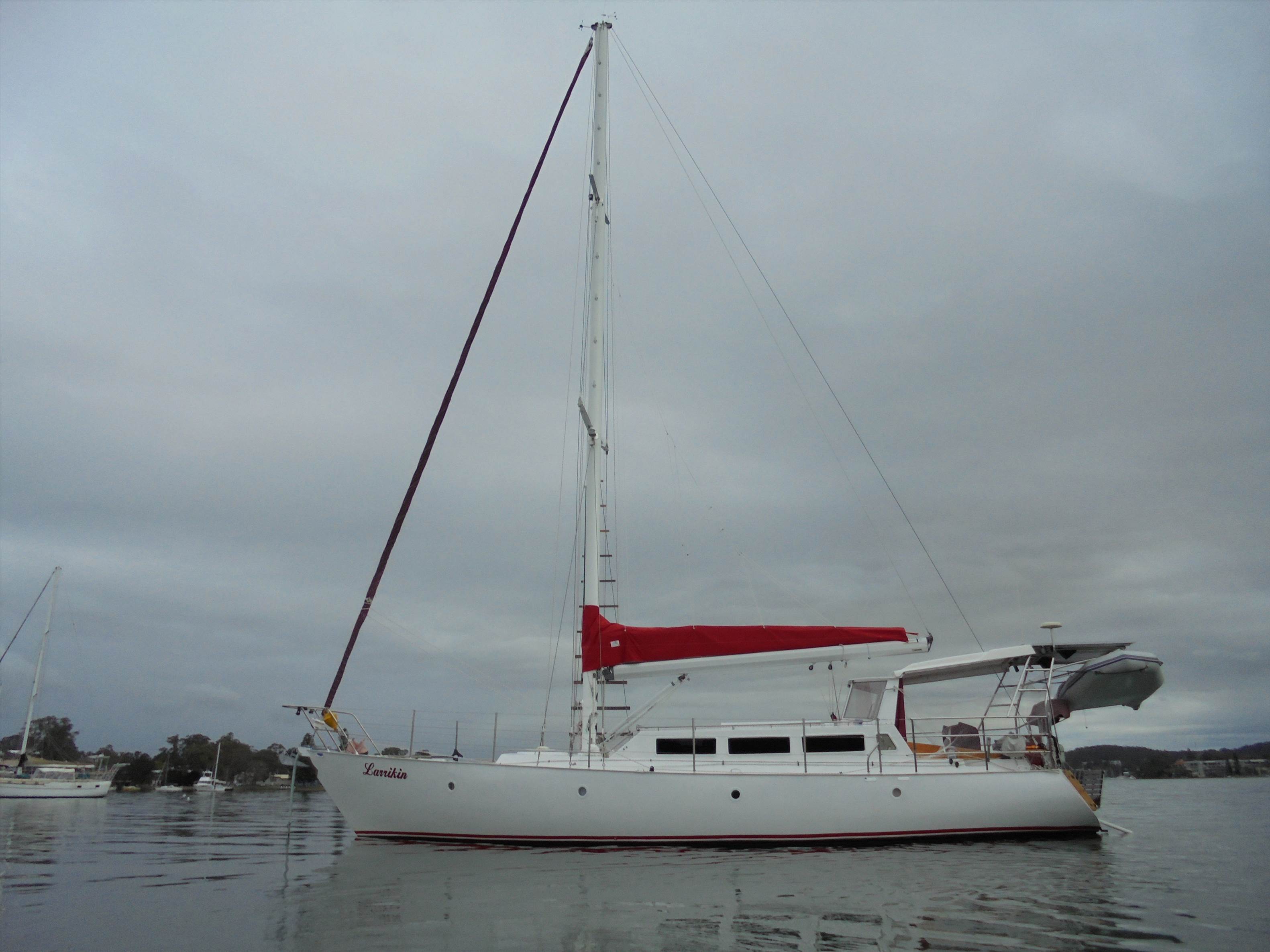 Larrikin 008