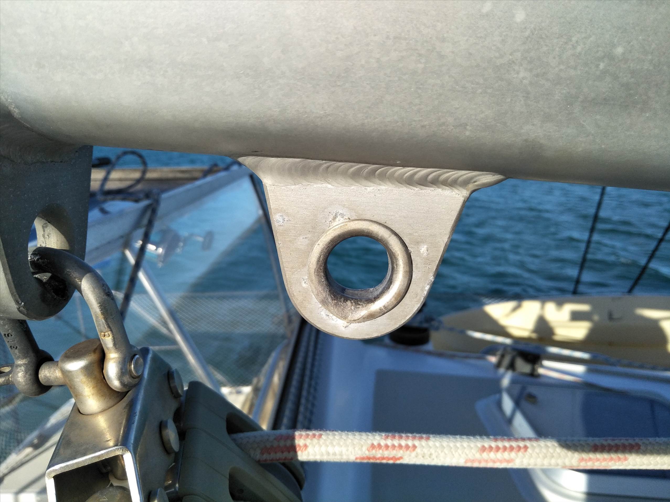 Damaged hole