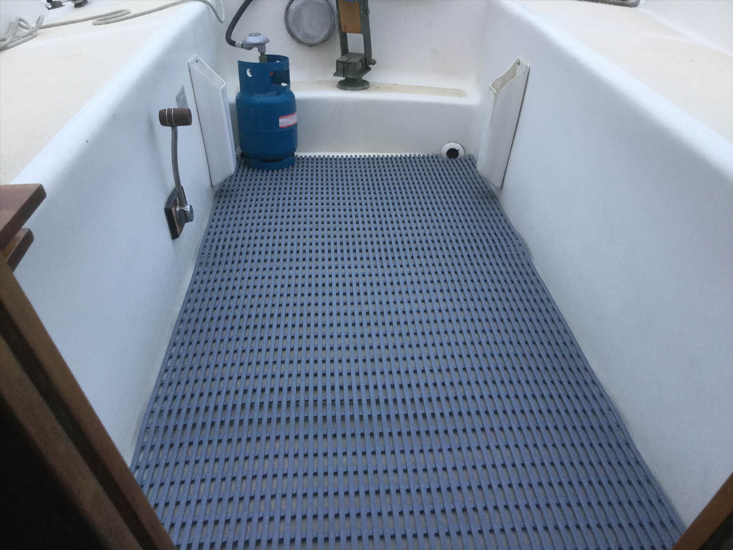 Floor mat