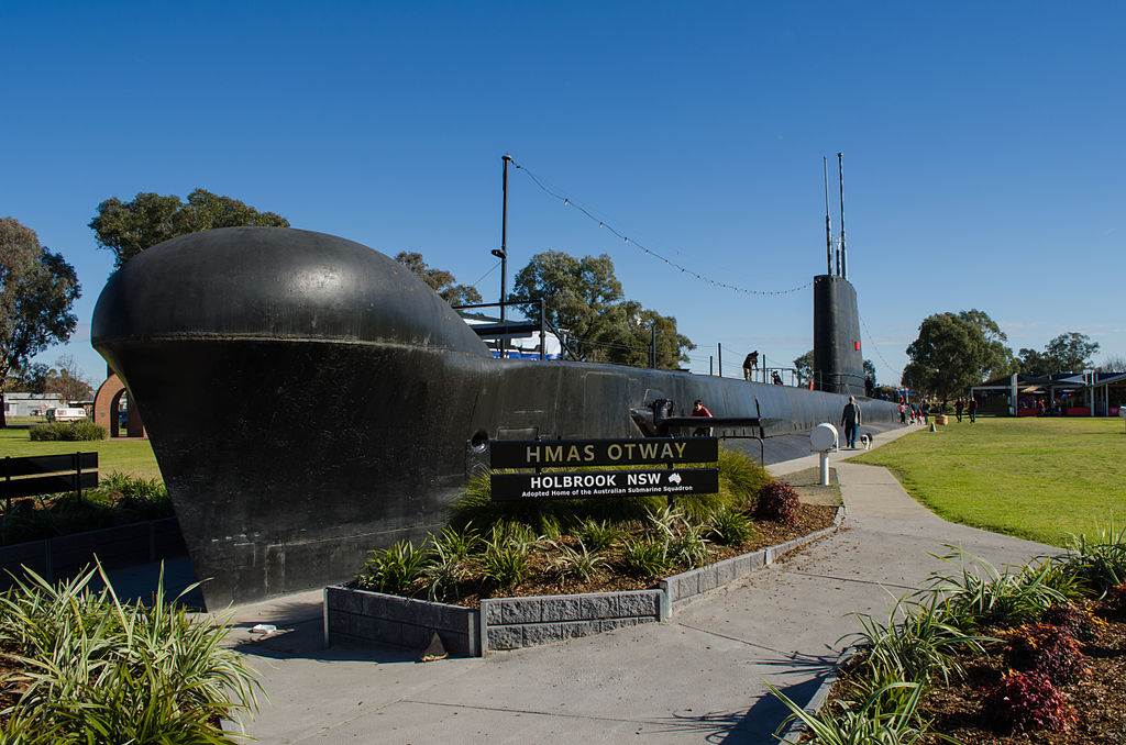 1024px-Holbrook Submarine