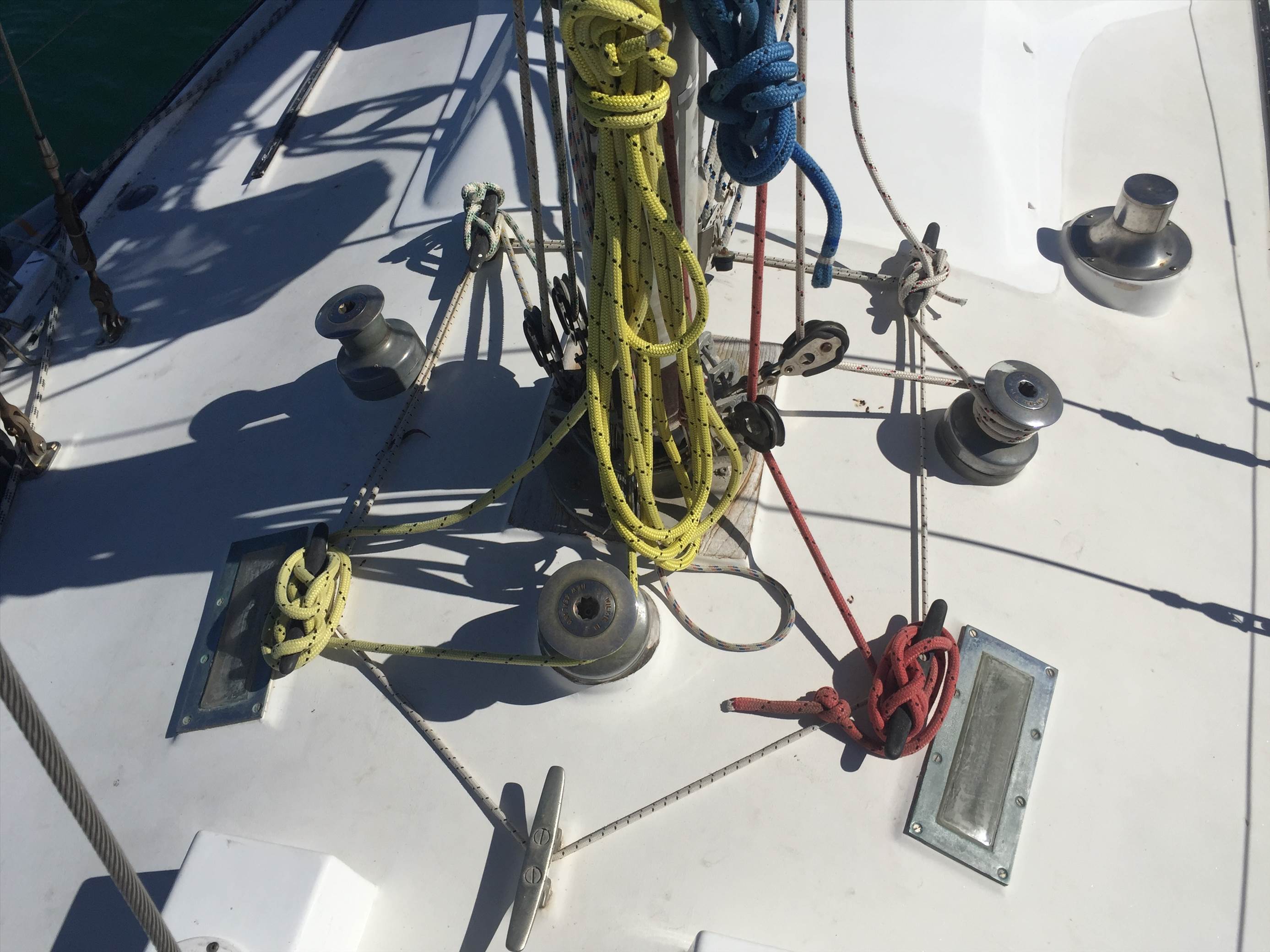 Excess halyards