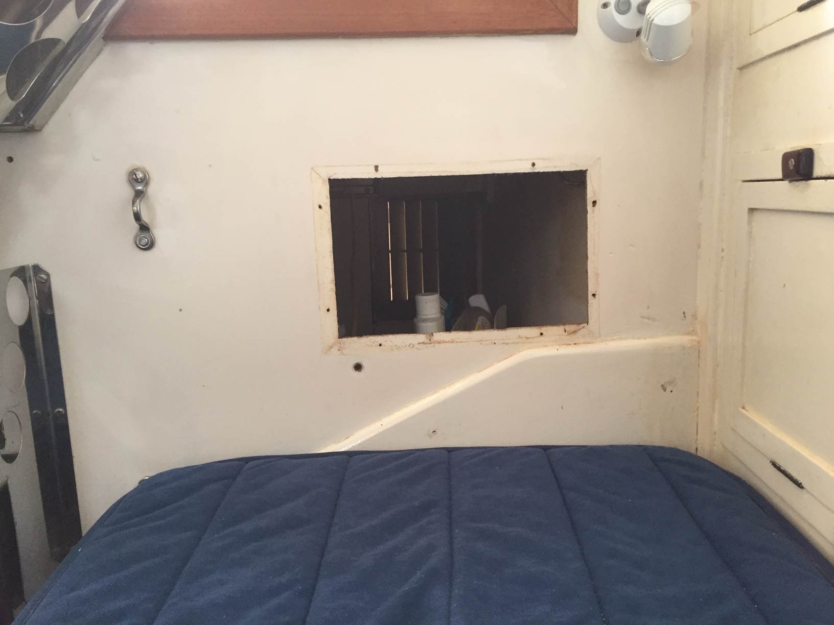 Inverter Hole