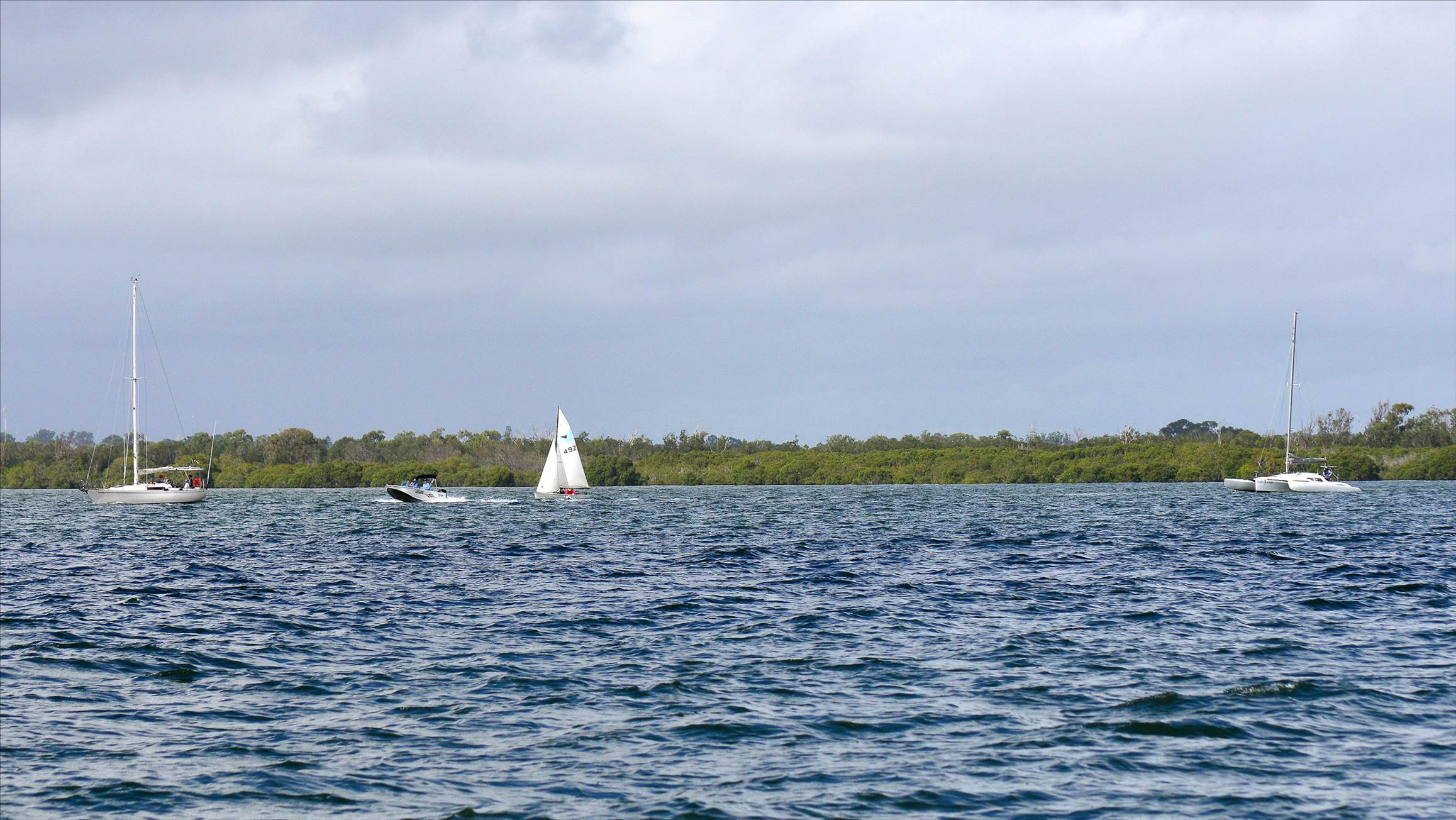 2018 Brisbane to Gladstone Multihull Race Start
