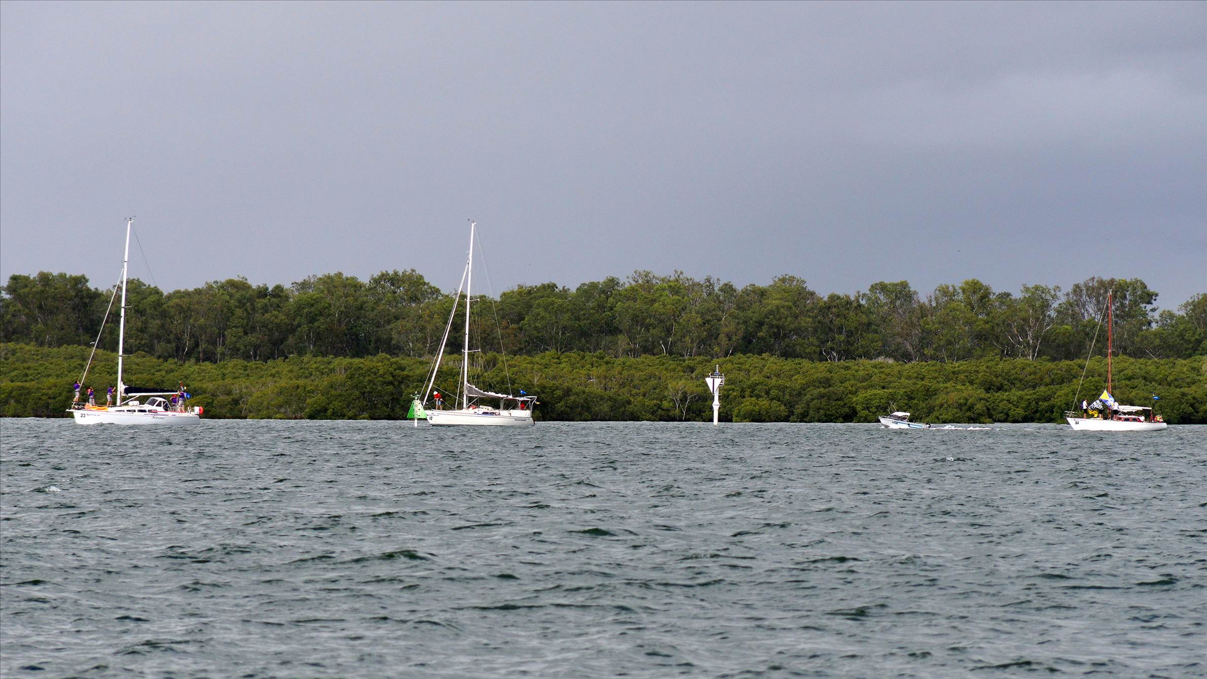 2018 Brisbane to Gladstone Multihull Race Start
