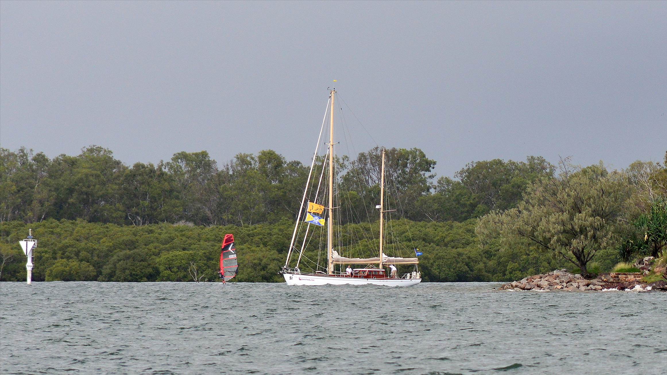 2018 Brisbane to Gladstone Multihull Race Start