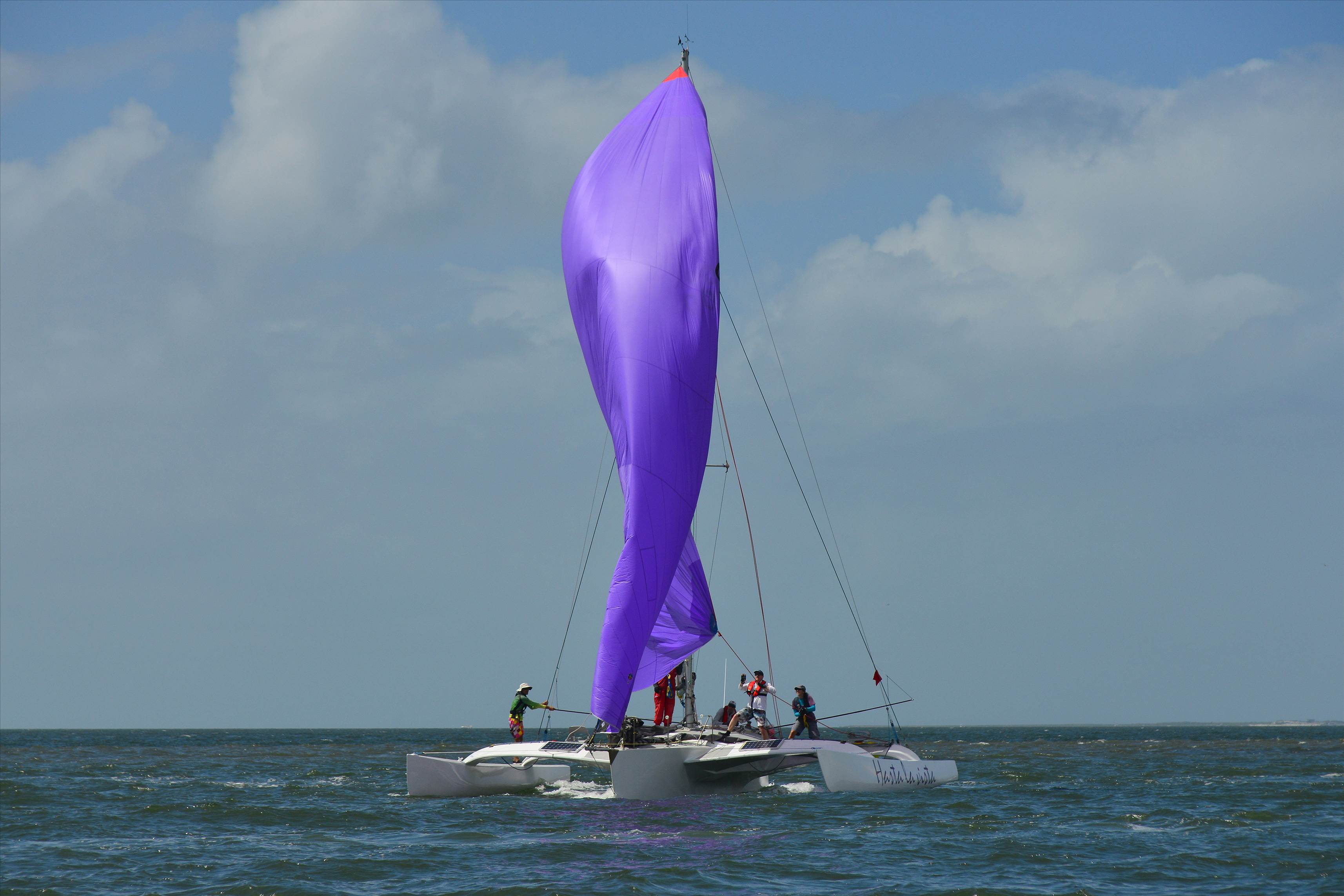2018 Brisbane to Gladstone Multihull Race Start