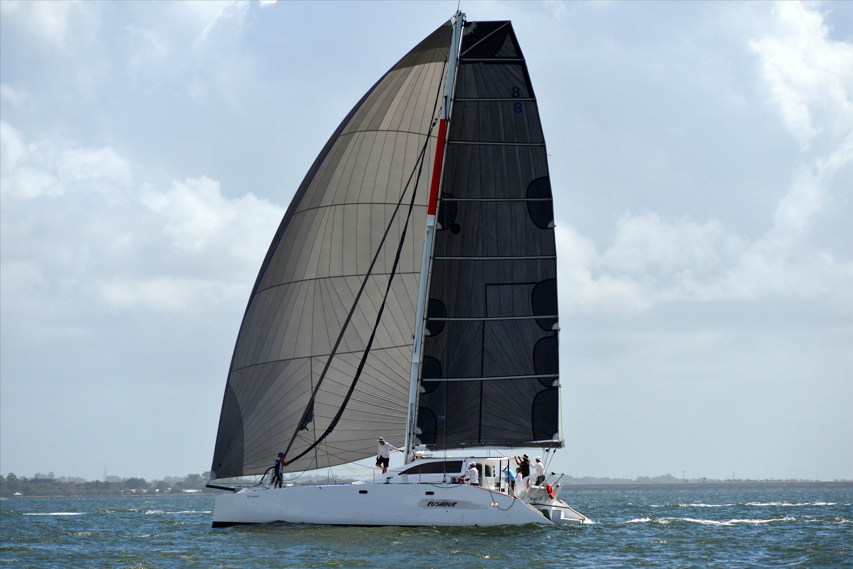 2018 Brisbane to Gladstone Multihull Race Start