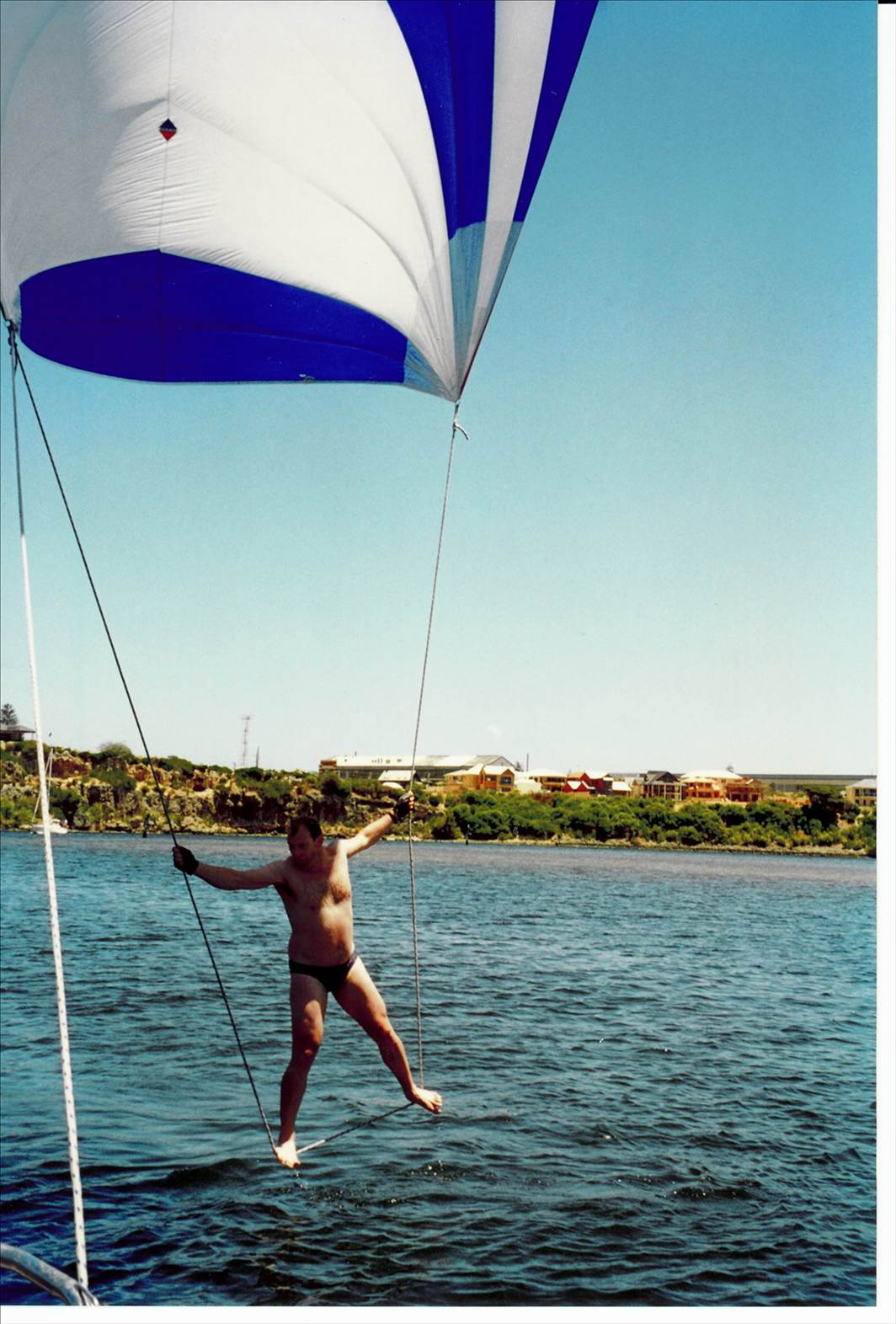 Bryan kitesurf 01