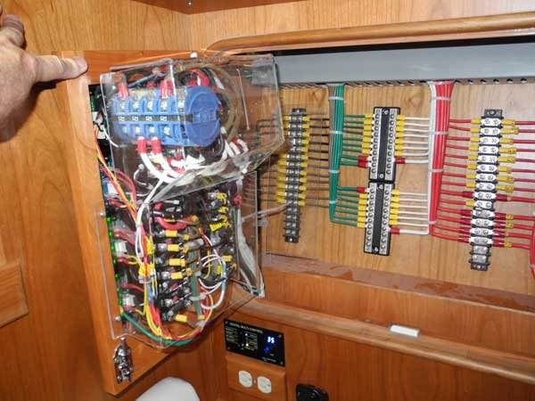boat-electrical-system