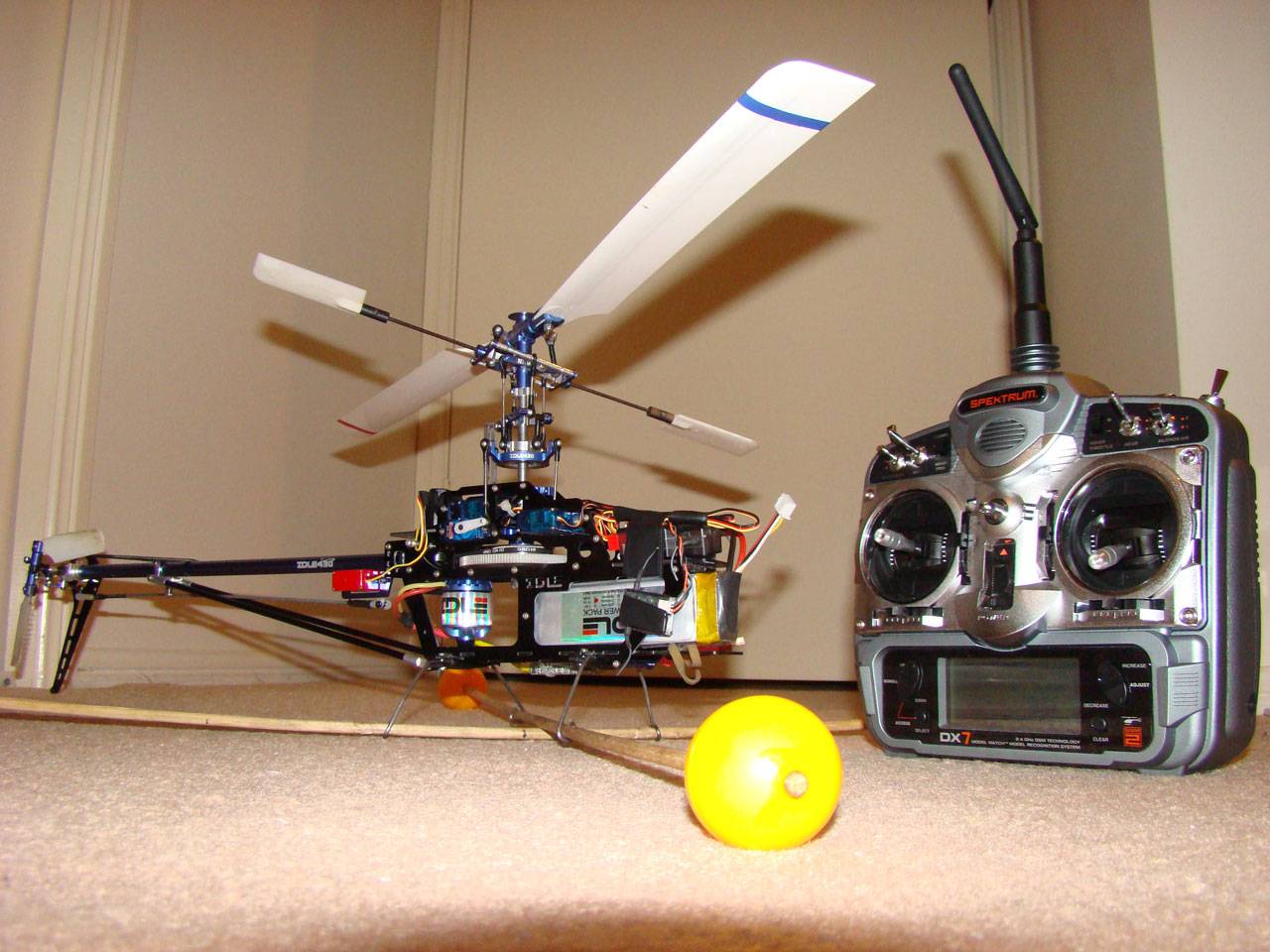 40 Series 3D Electric Heli + Spread Spectrum DX7 Radio