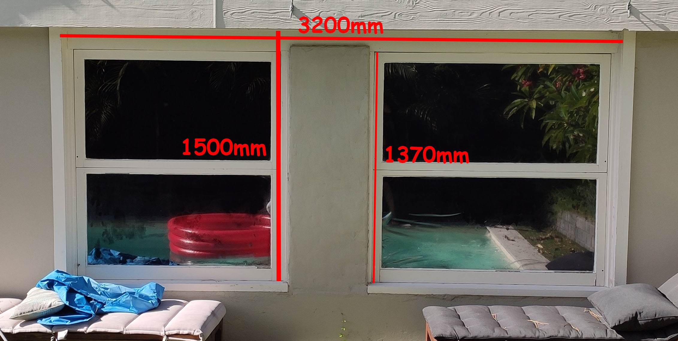 Largewindowoutside
