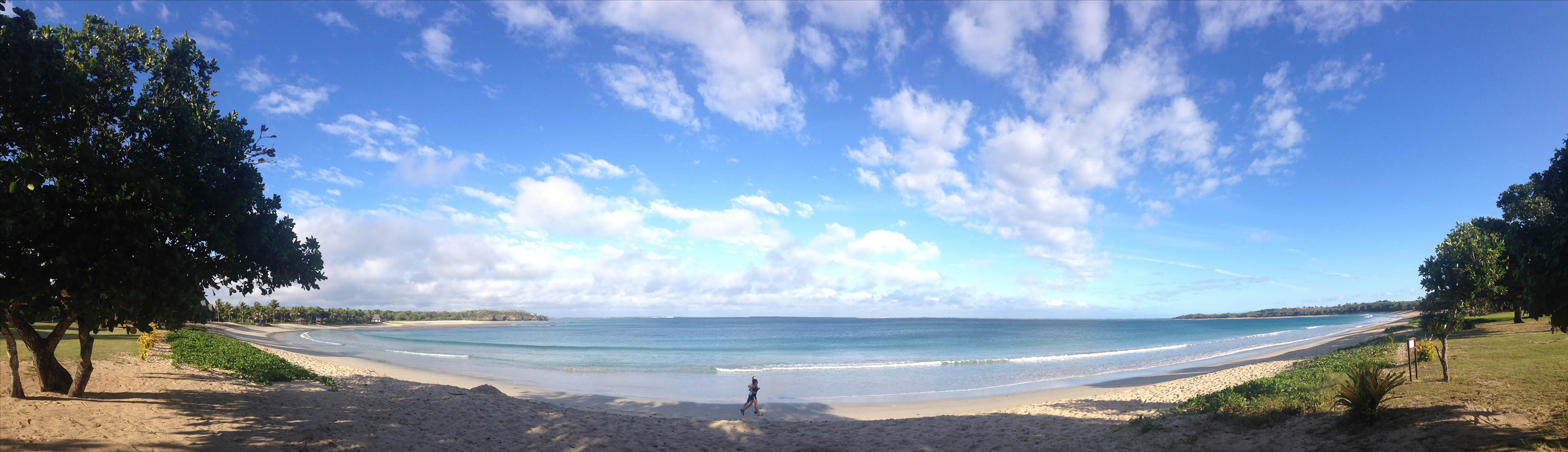 NATADOLA BAY PANO W. RUNNER