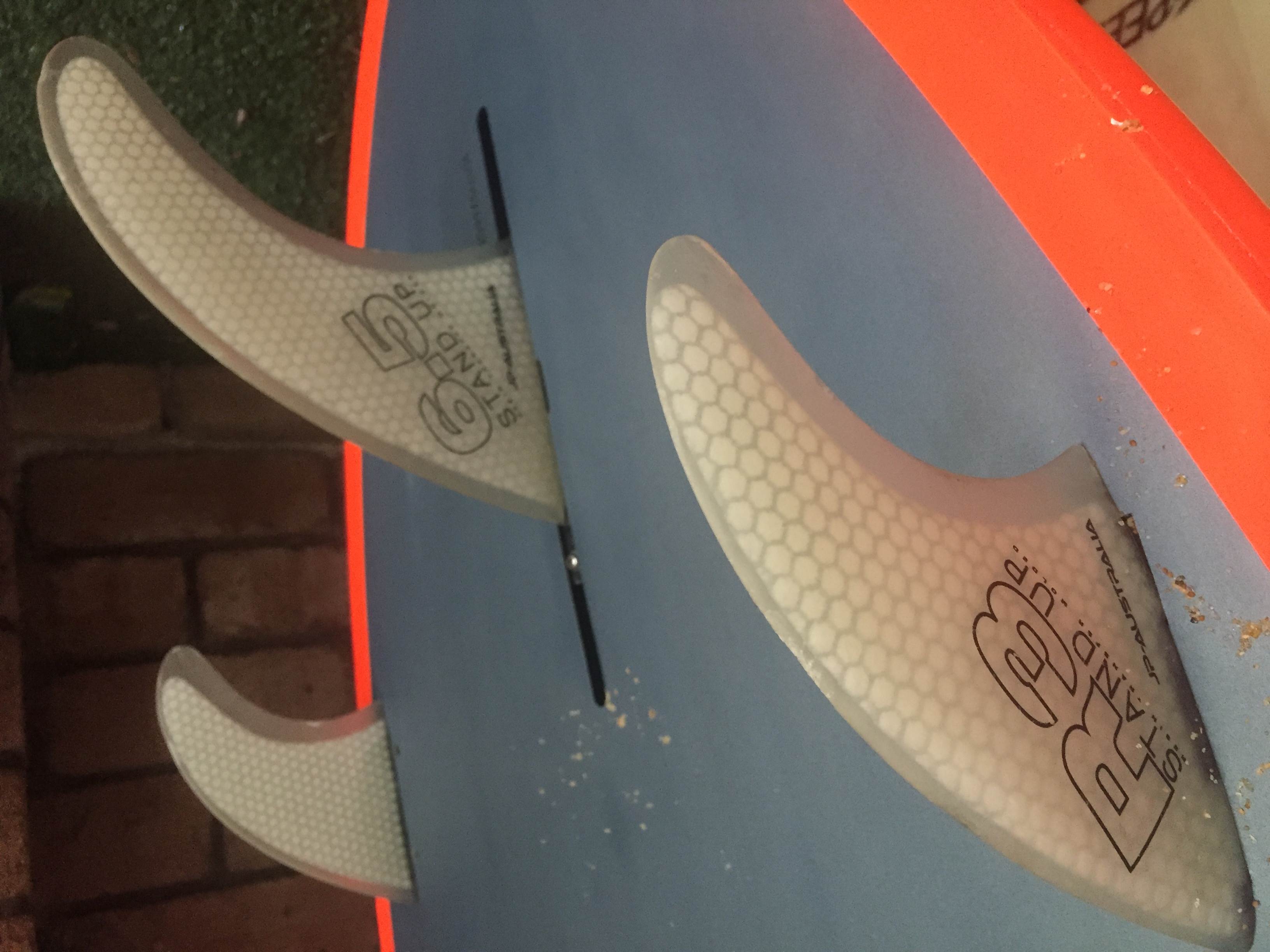 Thruster fins