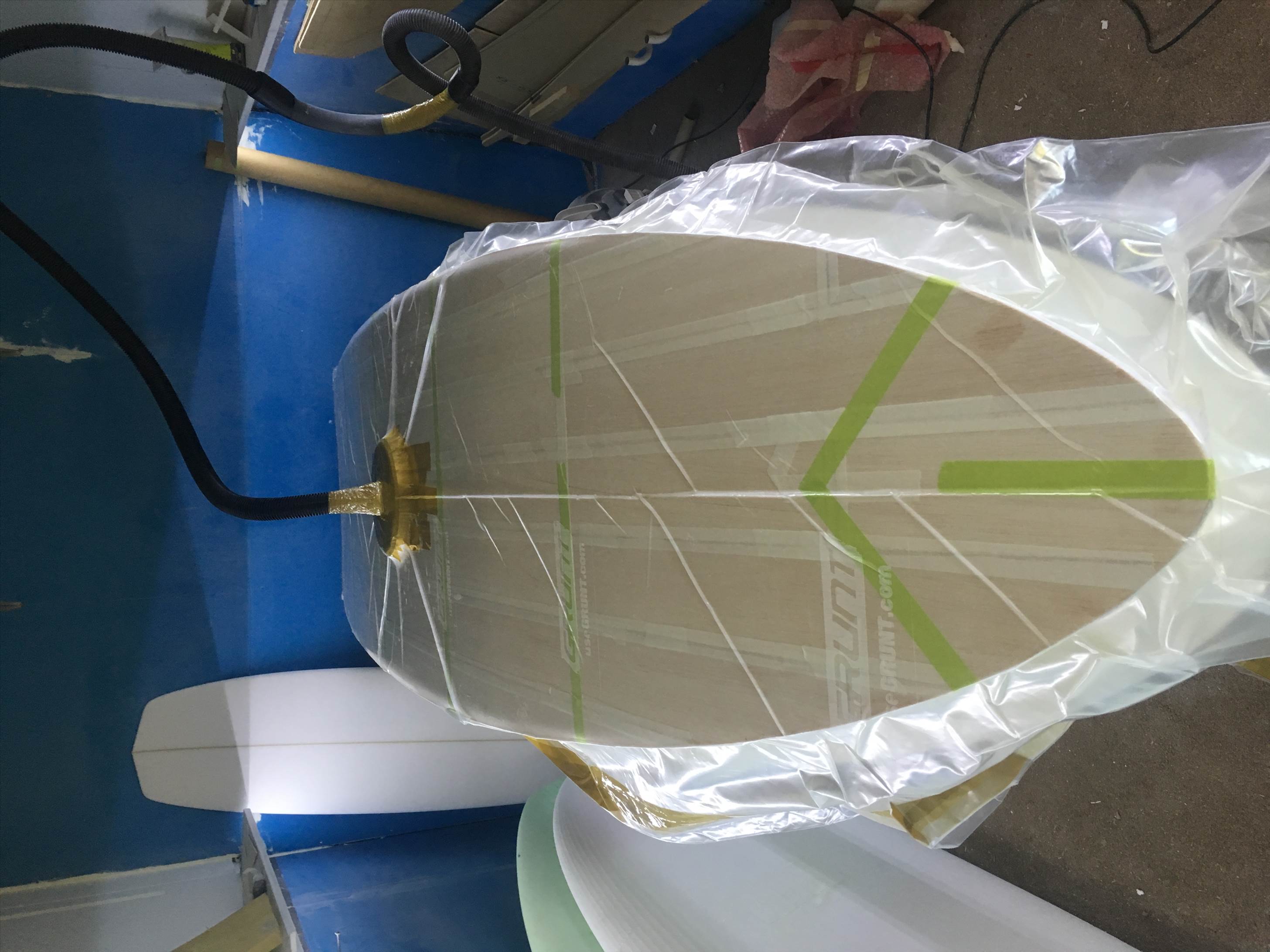Vacuum bagging