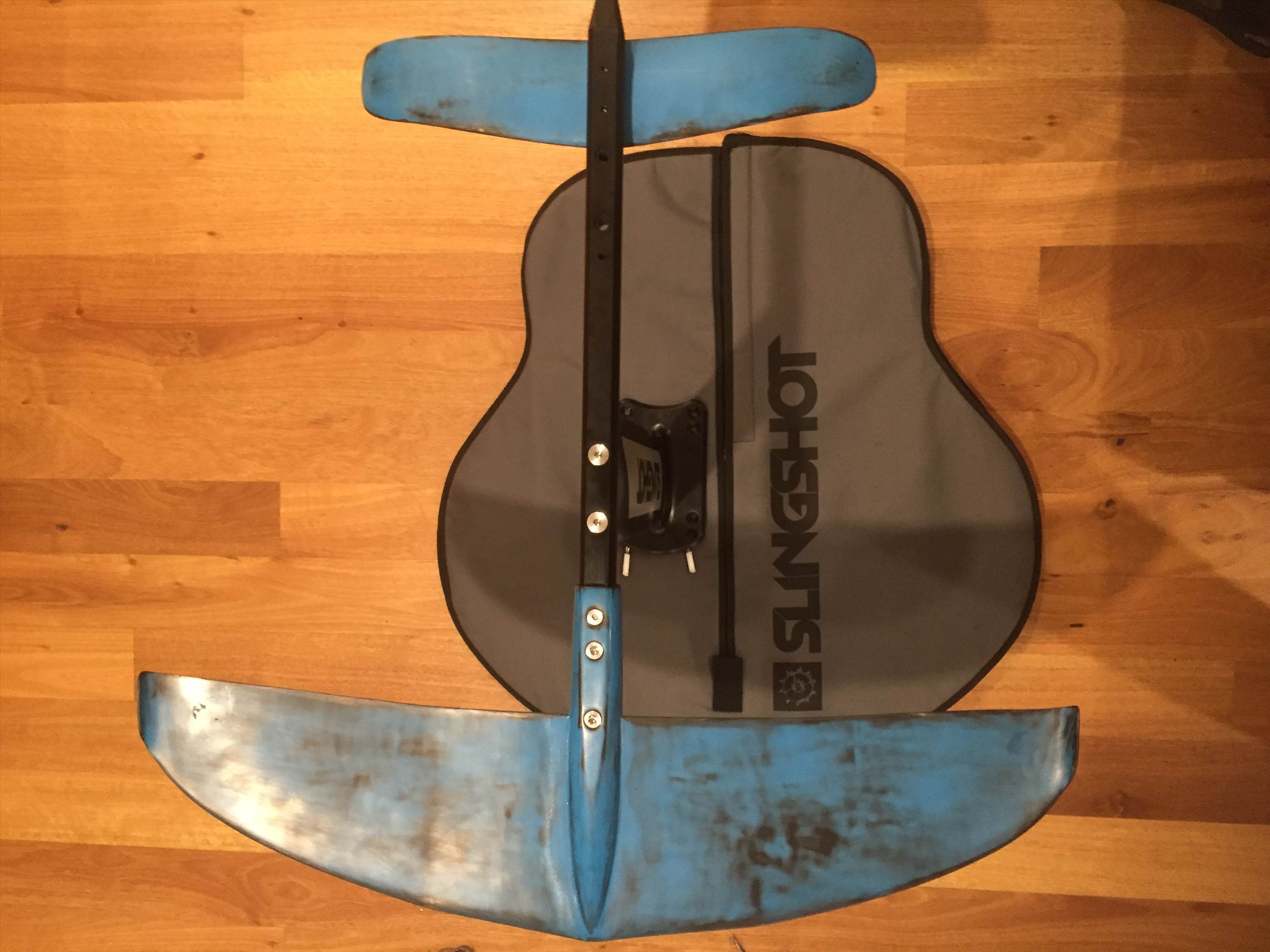 Slingshot foil