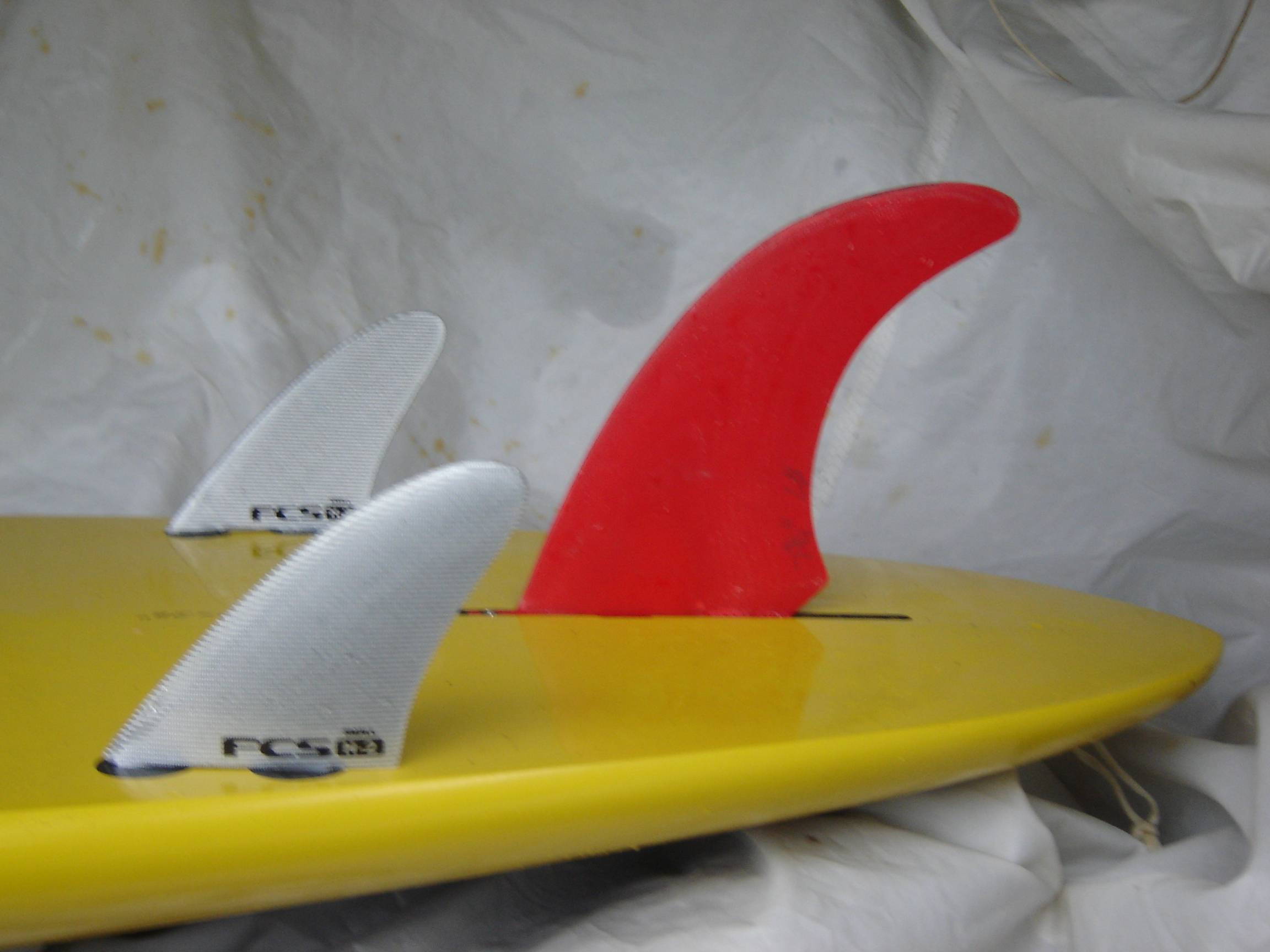 106\" Naish FCS H2 sideys 7.3/4\" centre fin