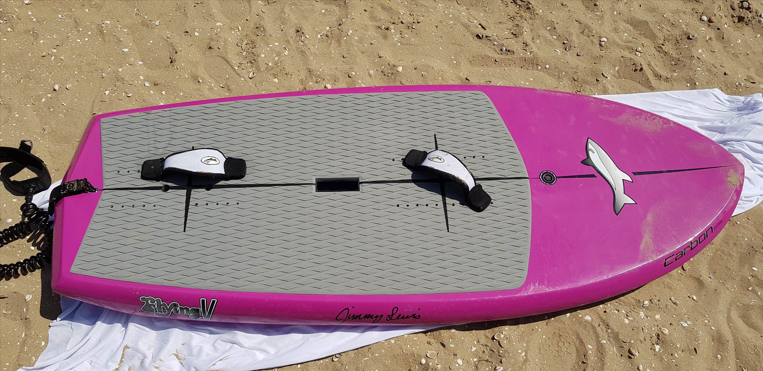 Jimmy Lewis 5'11