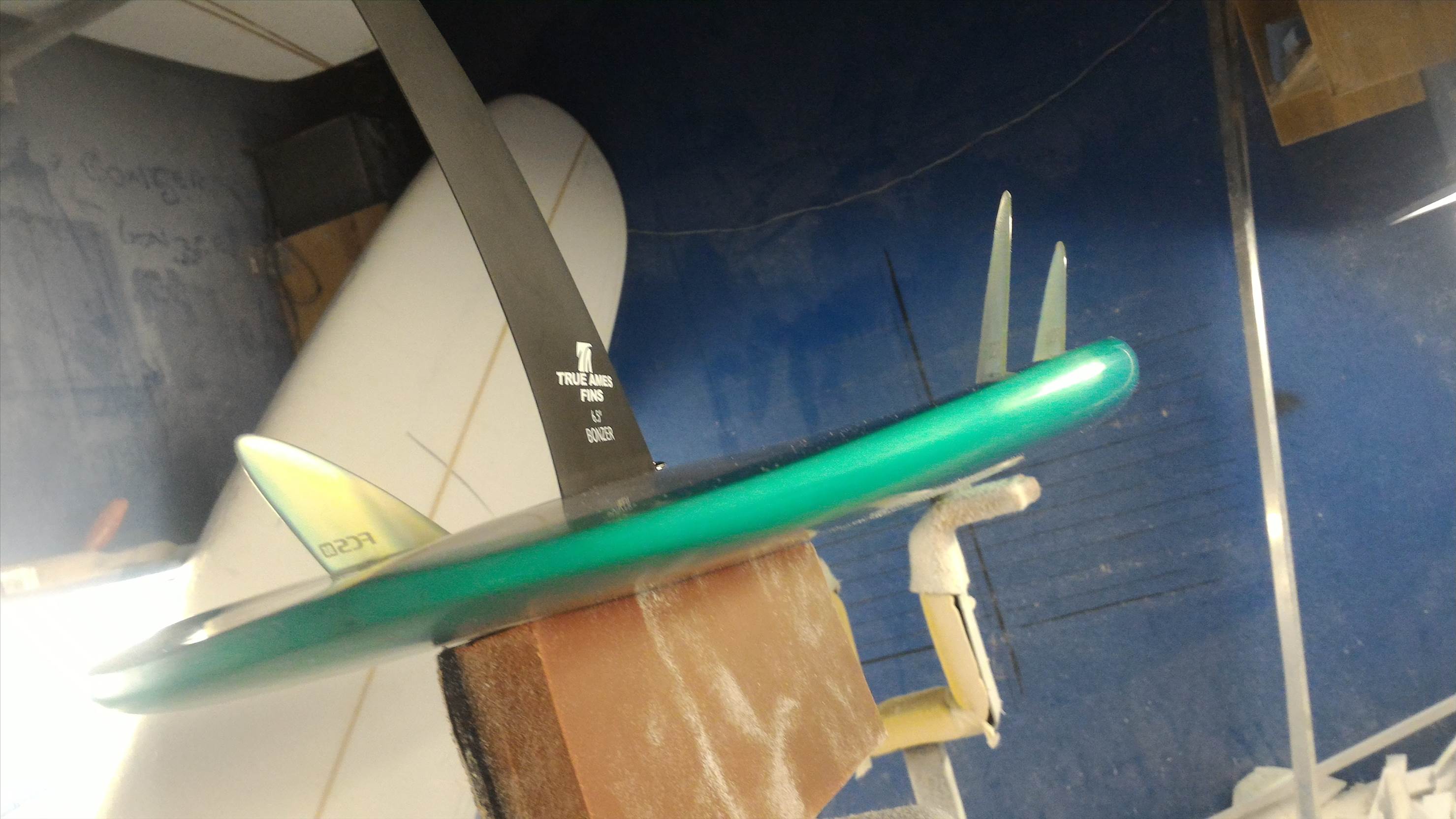 bot tail bonzer5