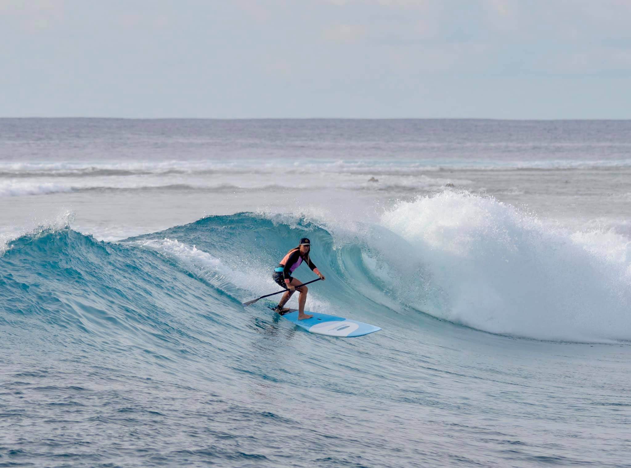 Maldives SUP Surfing