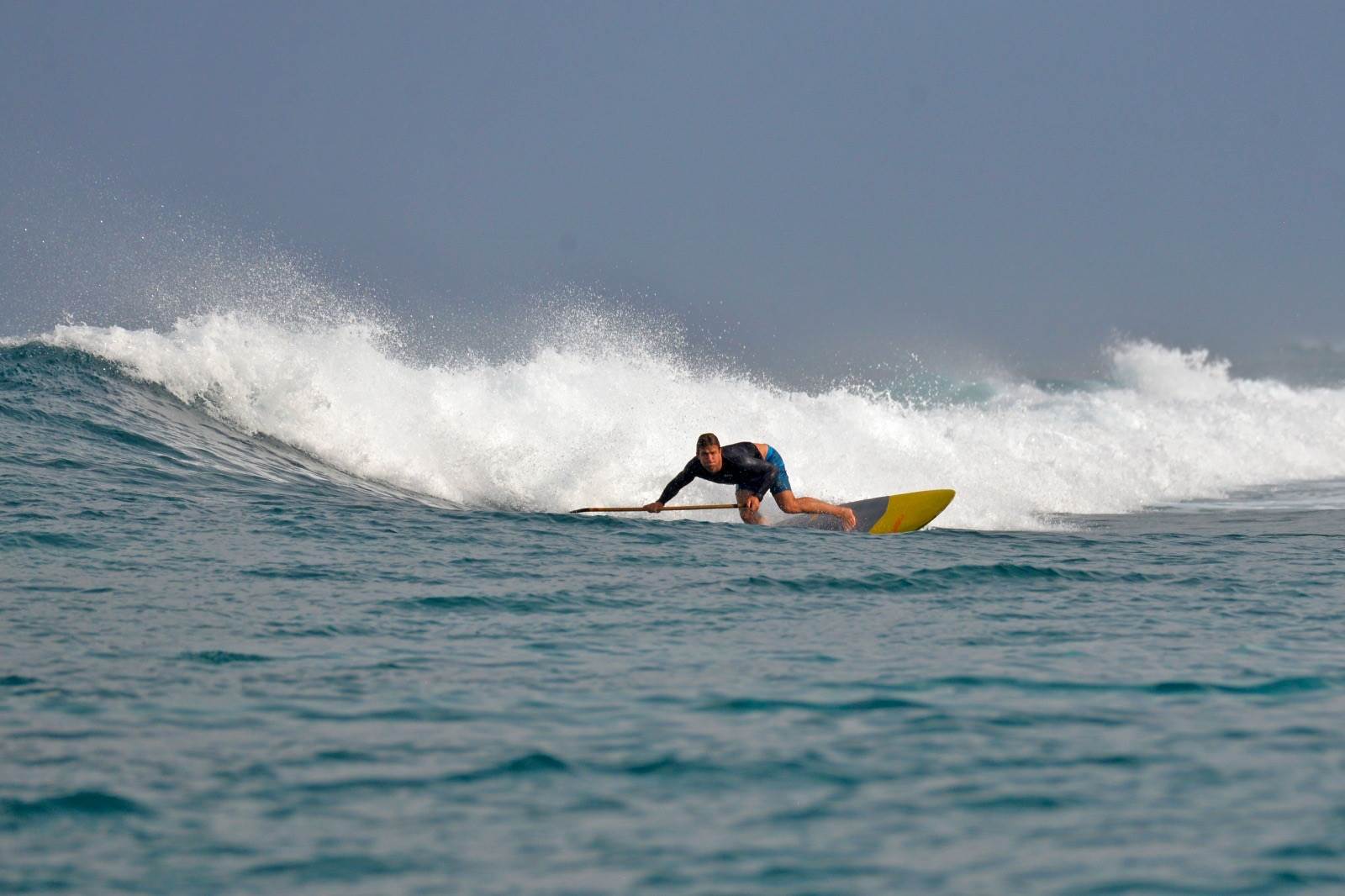Maldives SUP Surfing