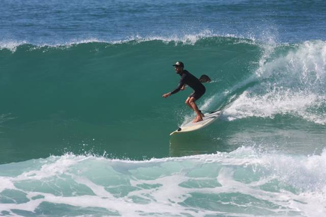 narrow neck..goldie....