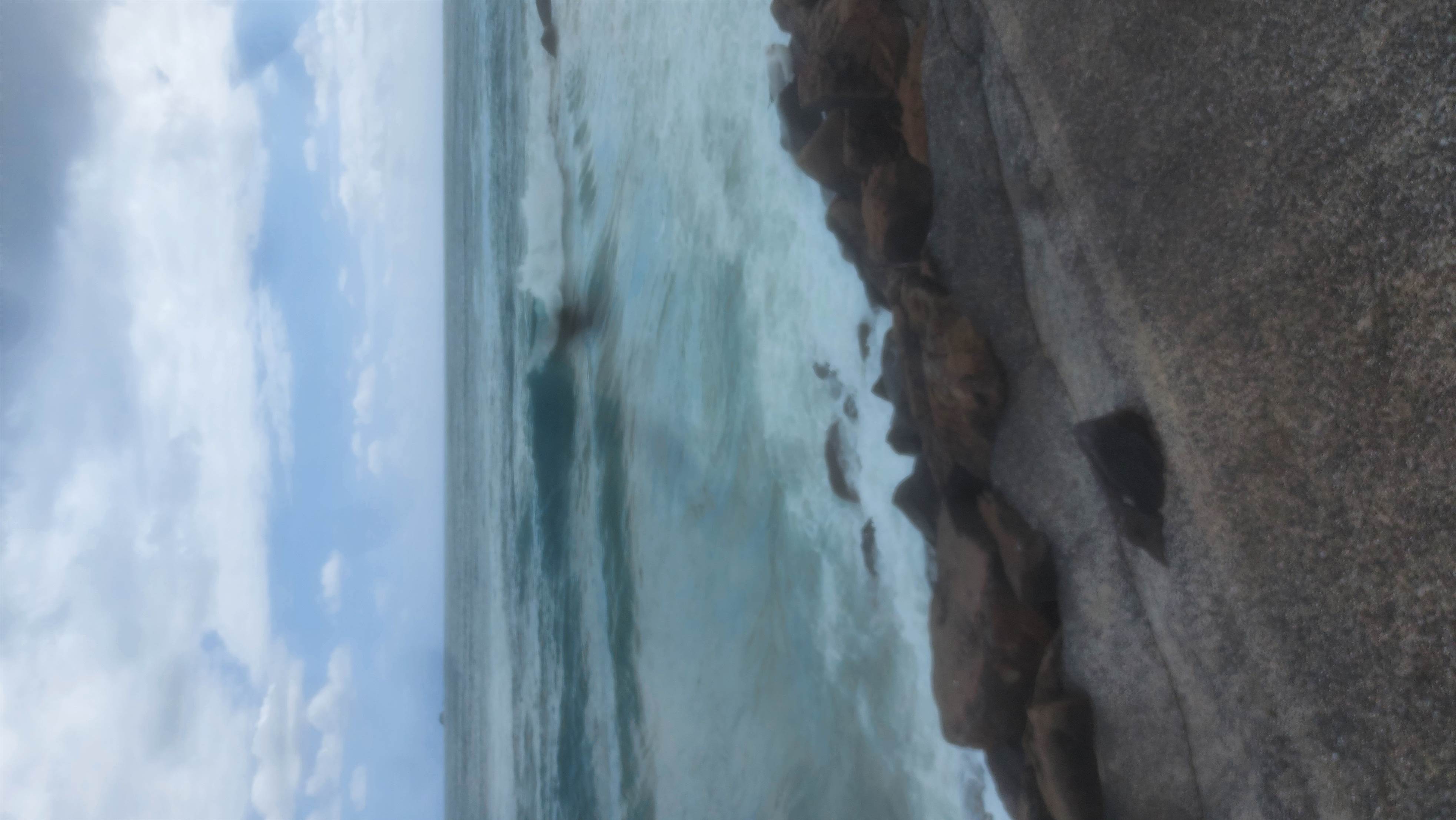 Byron. Secret family lefts in the wind with lots of naclwash. Also a secret slab forming next t