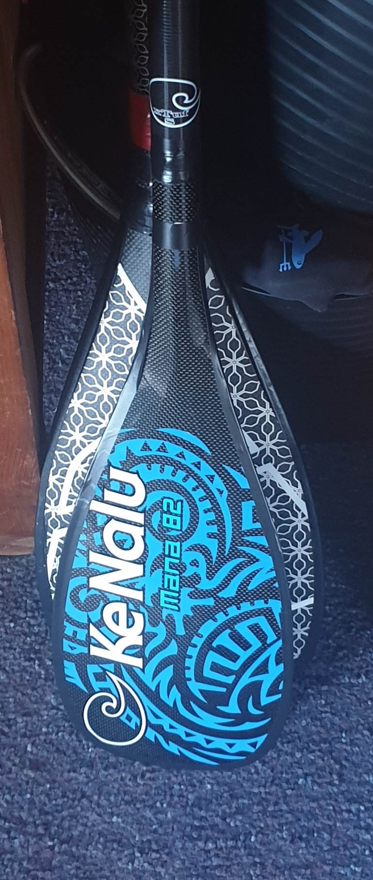 KeNalu Mana 82 vs Atlantis carbon fixed