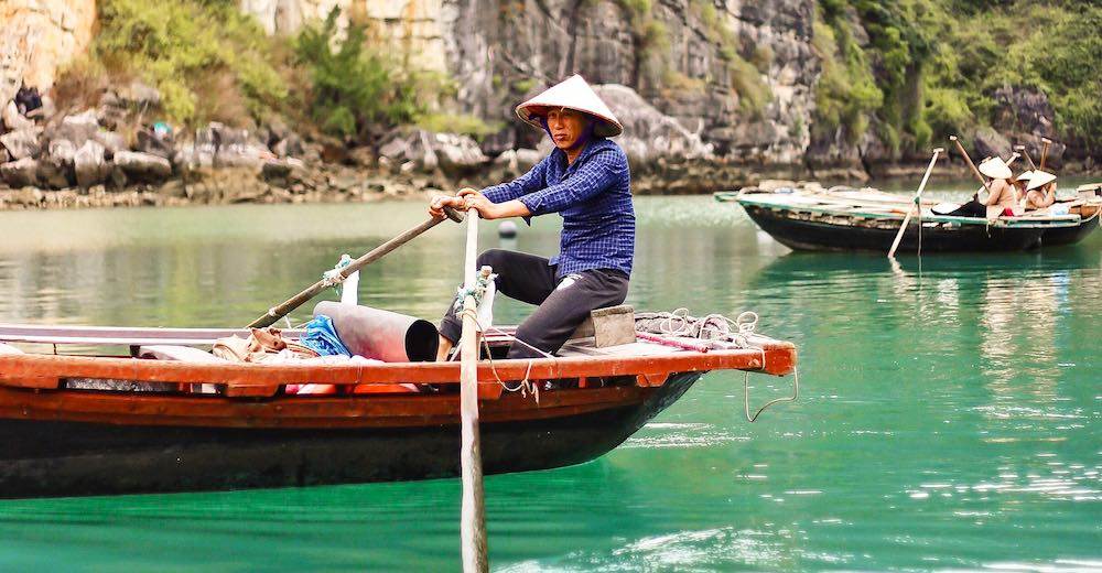 CosmopoliClan-luxury-travel-Vietnam-Hanoi-to-Halong-Bay-cruise-8