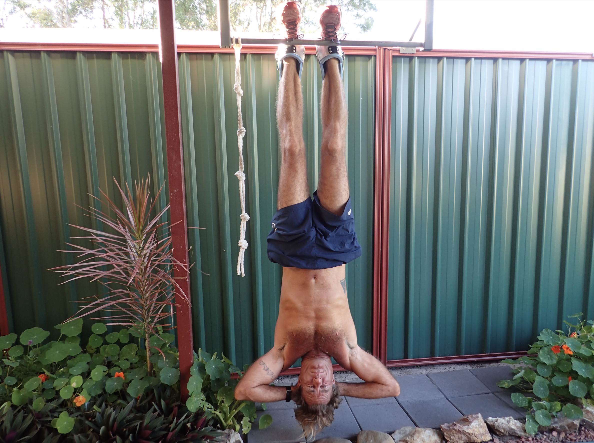 HANG